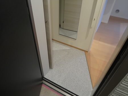 エルミタージュ桜上水南　弊社管理物件  玄関