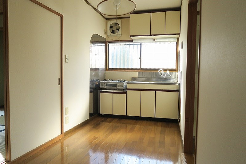 本宿町貸家 リビング