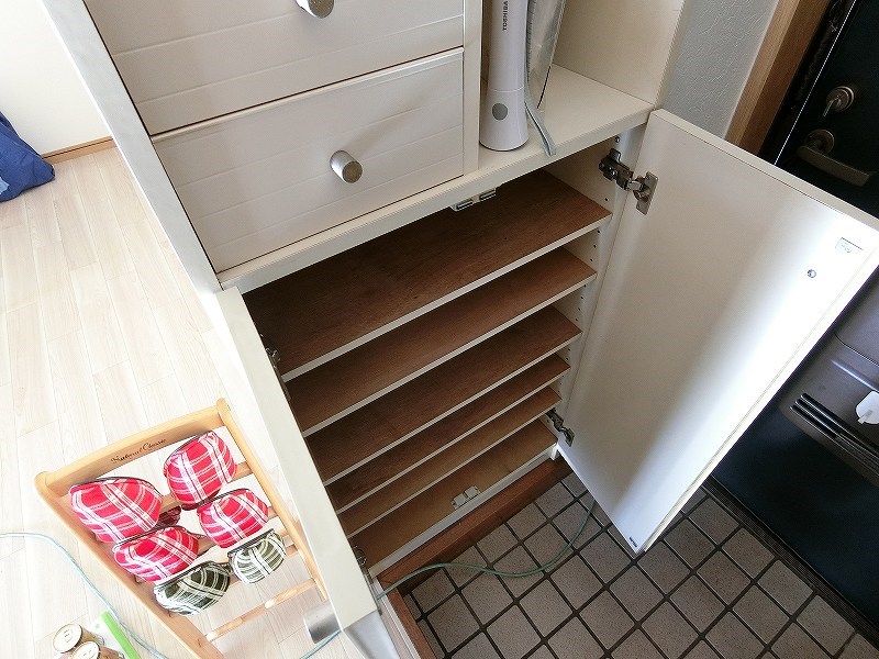 ペアシティハクバ3 玄関