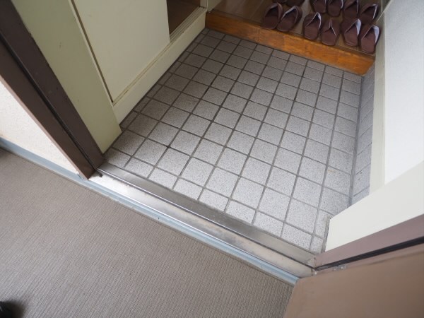 グランメール成城 玄関