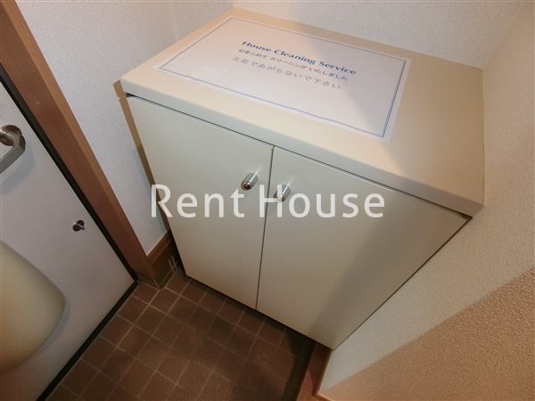 カーサヴェルデ南荻窪 D 玄関