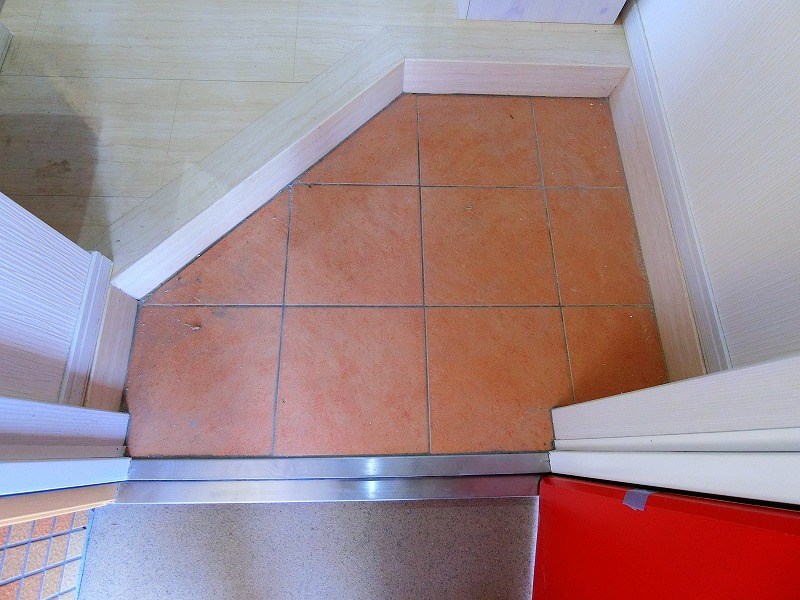 ルーブル府中壱番館 玄関