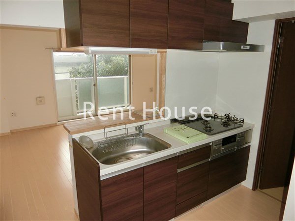 プエルタ スール トキオ キッチン