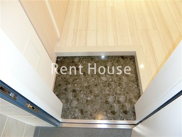 コレクション武蔵野 玄関