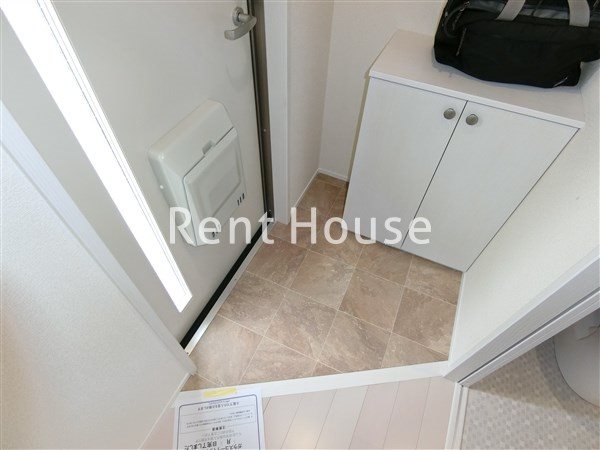 ユーフォリア武蔵野 玄関