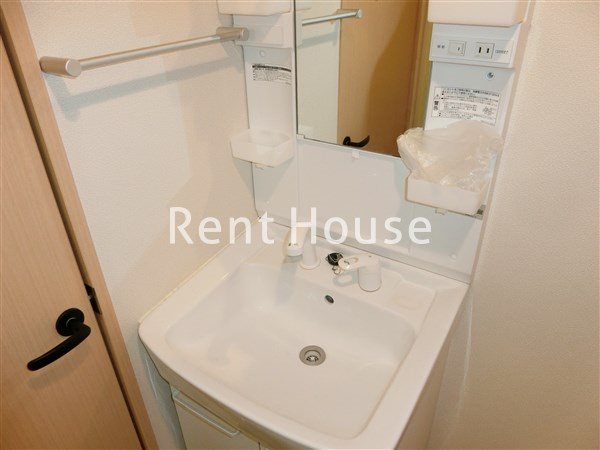 ニア・オーズ その他1