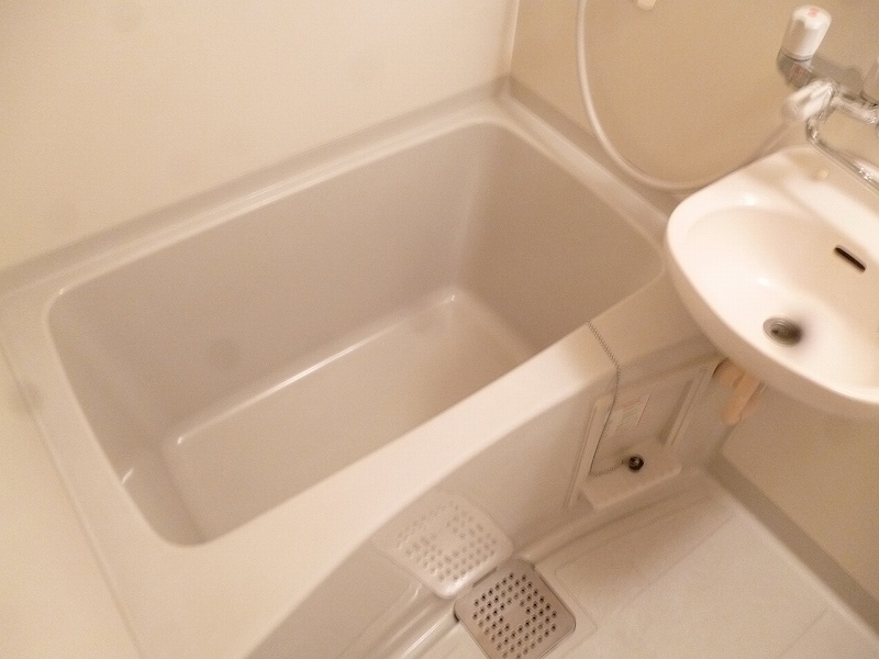 メイプルヒルズ　【東京外国語大学受験生事前予約可能物件】 風呂画像