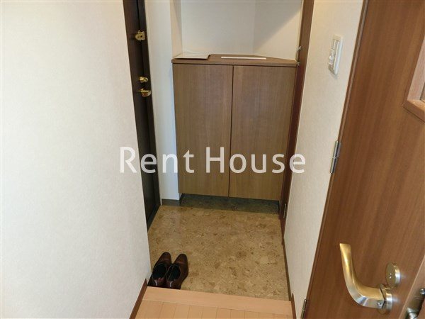 三鷹ライトマンション 玄関