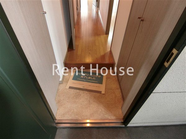 フォレスト武蔵野 玄関