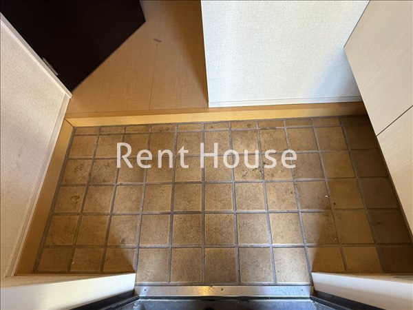 サンライズ武蔵野 玄関