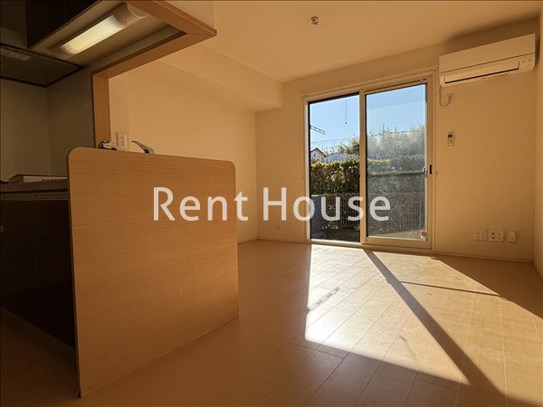 サンライズ武蔵野 リビング