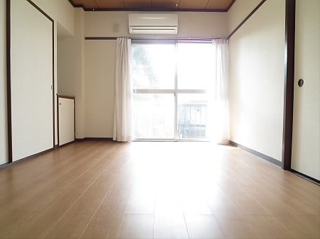 ユタカハイム リビング