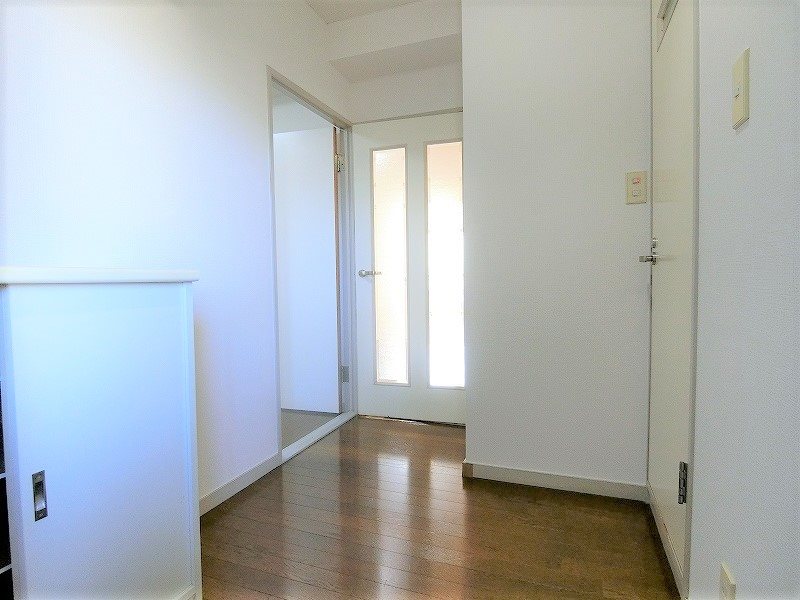 ドエル・アクシオン 玄関