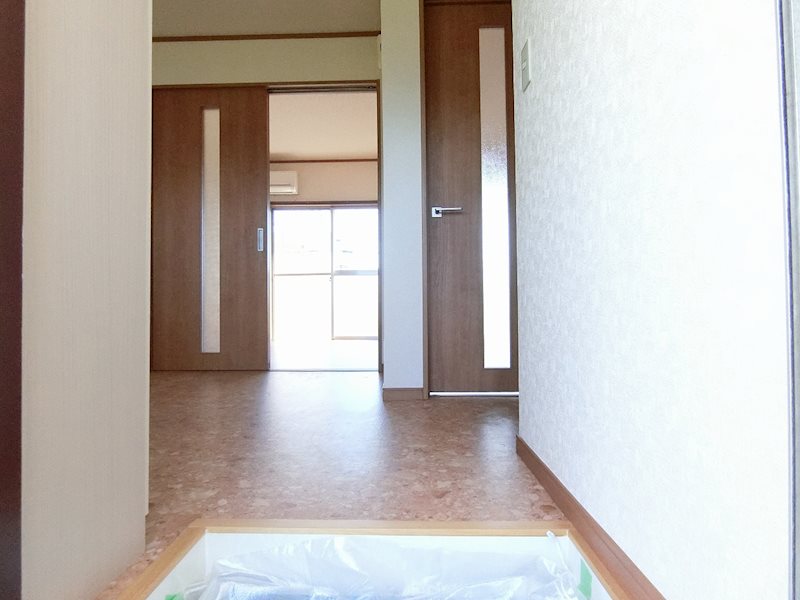 コーポニューロード 玄関