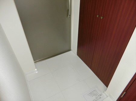 コアステージ 玄関