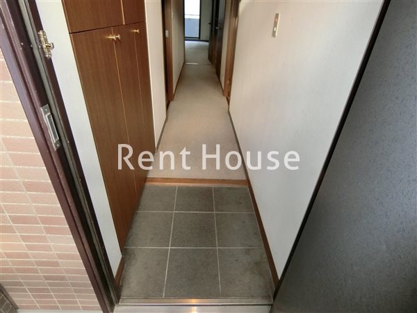 フィオーレ武蔵野 玄関