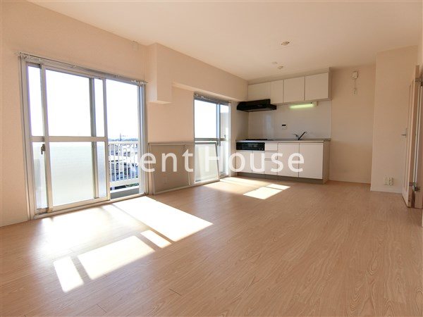 アプリーレ吉祥寺 リビング