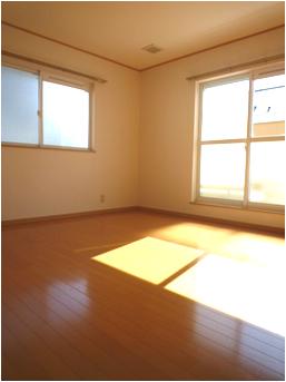 パインプラッツ リビング