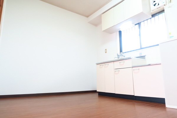 ボーセンフラット　-弊社管理物件- リビング