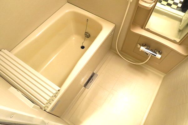 エフ・デビュー 風呂画像