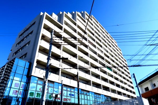 グランドール武戸野 外観
