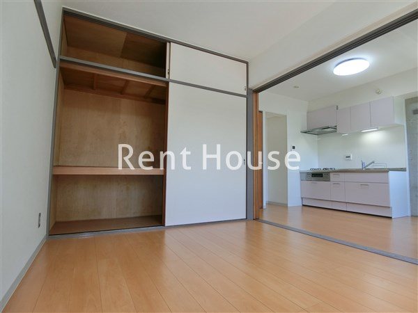 ランドマーク三鷹 ベッドルーム