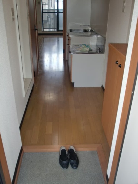 ベルメゾン彩 玄関