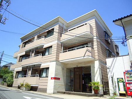 メゾンドラフィーネ宮下 202号室 外観