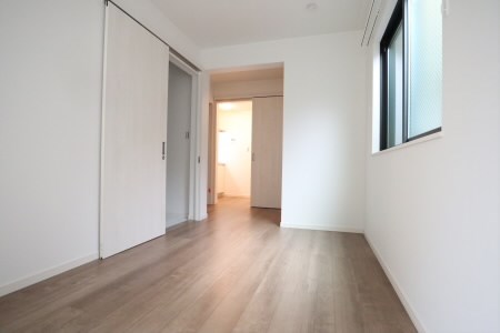 ベッドルーム
