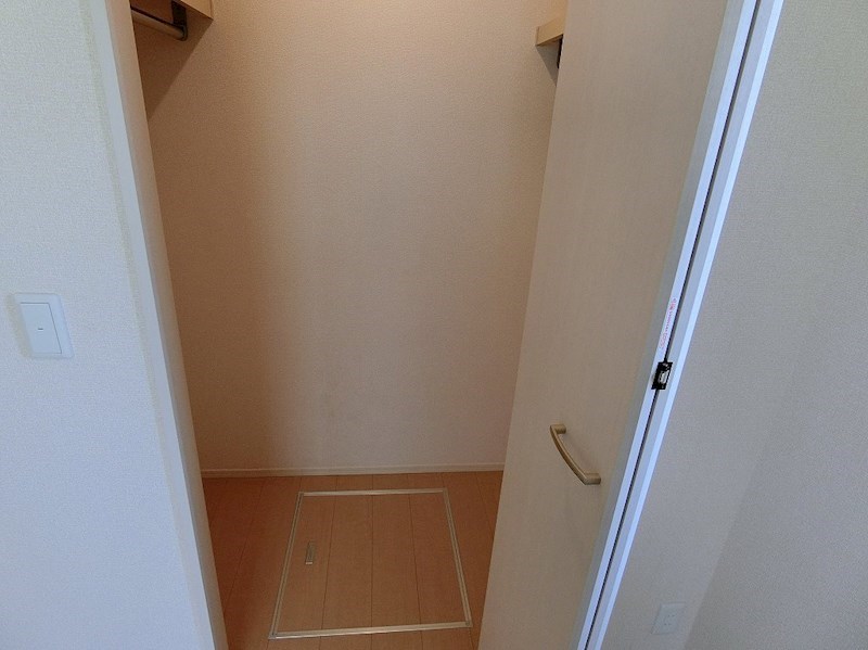 その他23