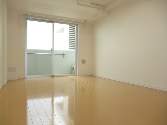 コンテント府中 リビング