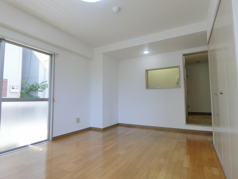 タウンコート本宿　当社管理物件  リビング