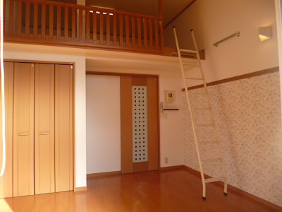 ルーブル参番館 ベッドルーム