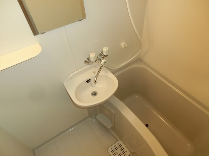 サニーサイド上北沢【下高井戸店専任物件】 風呂画像