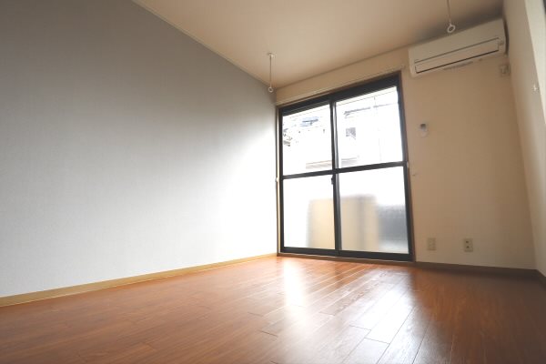 トゥインクルコート大町　5番館 リビング
