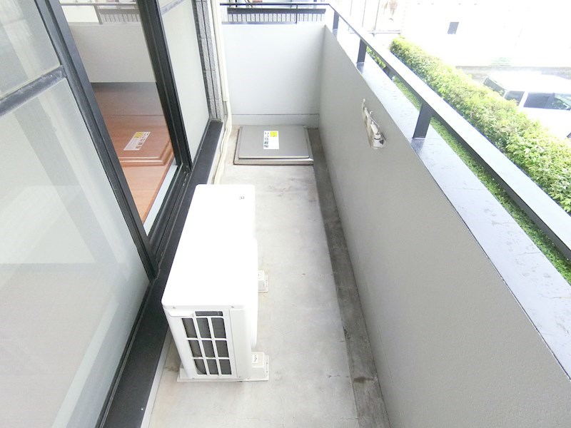 クレストアゼリア  ベランダ