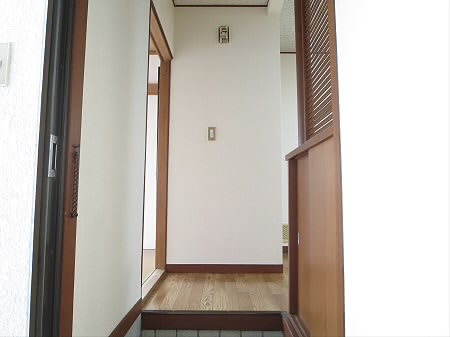 ハイフラット赤堤  玄関