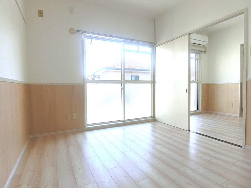 パレススメールB ベッドルーム