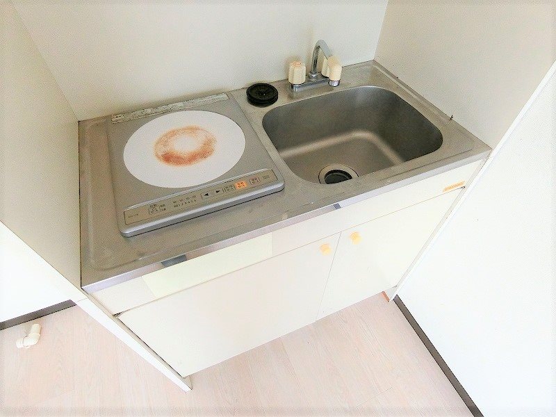 コーポメイプル　【東京外国語大学受験生事前予約可能物件】 キッチン