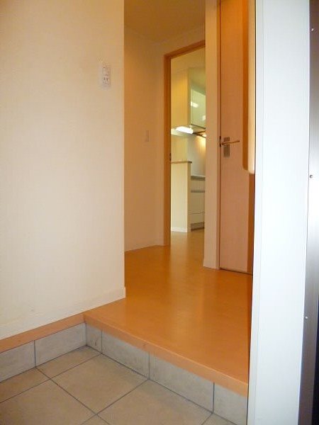 エルミタージュ南烏山　弊社管理物件　    玄関