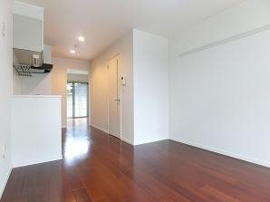 ファミーユ リアン リビング