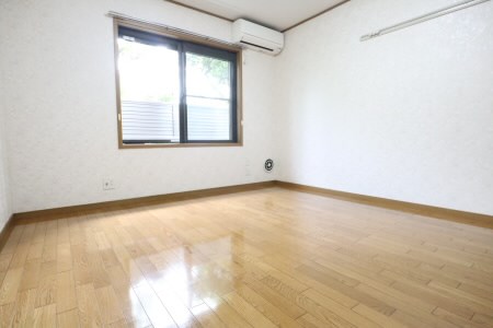 トラインビーグルス【下高井戸店専任物件】 ベッドルーム