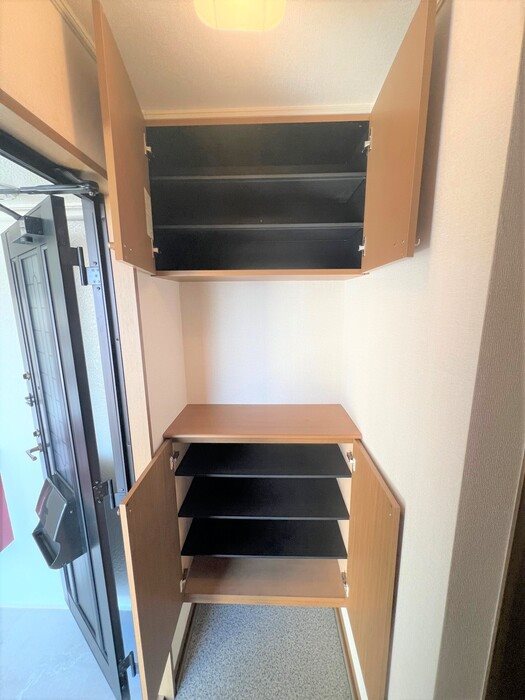 パルティシオンコート 玄関