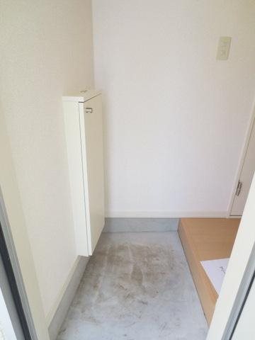 ハイグレードYハイツ　-弊社管理物件- 玄関