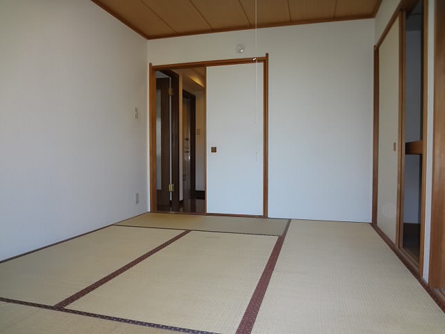 ベッドルーム