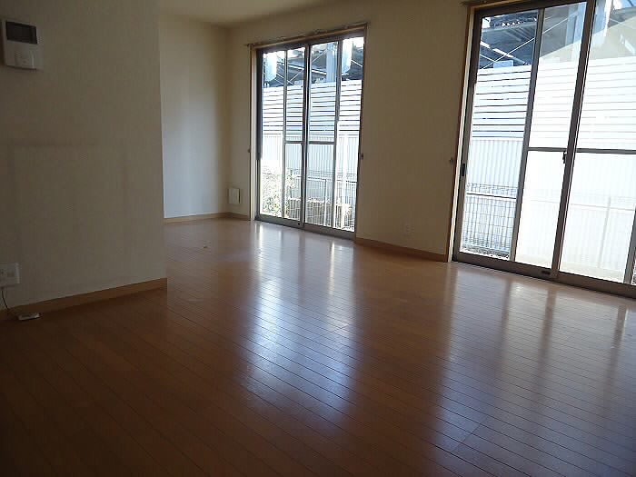 ルピナス烏山A棟 リビング