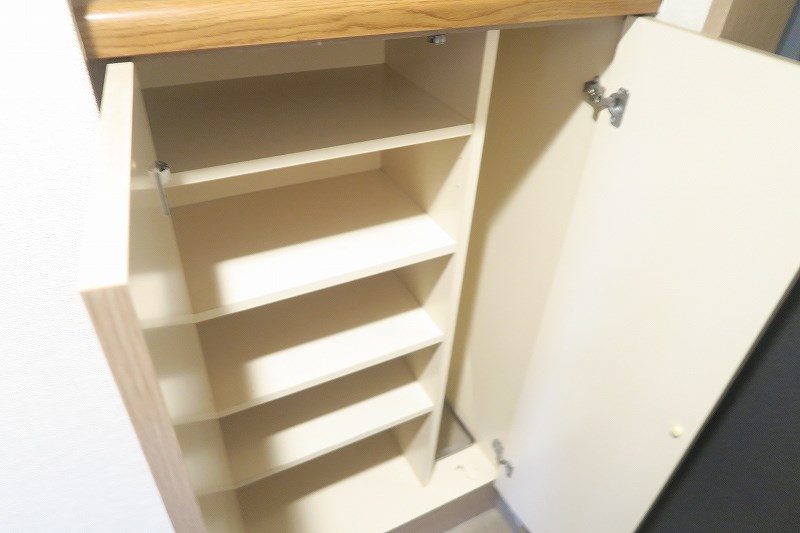 アヴニール小澤　弊社管理物件 玄関