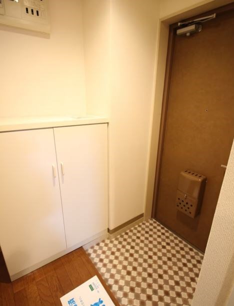 ローカス四面道 玄関