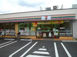 LA吉祥寺 コンビニ