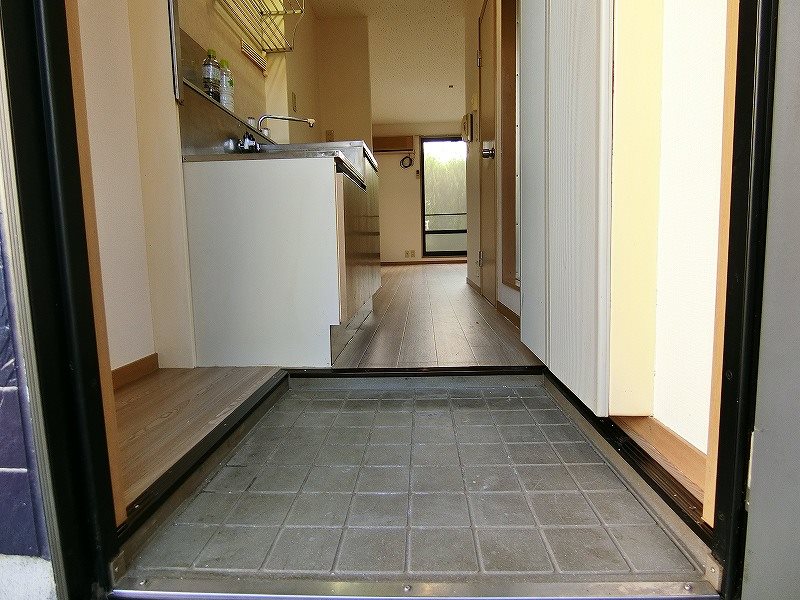 グレースコート　当社管理物件 玄関